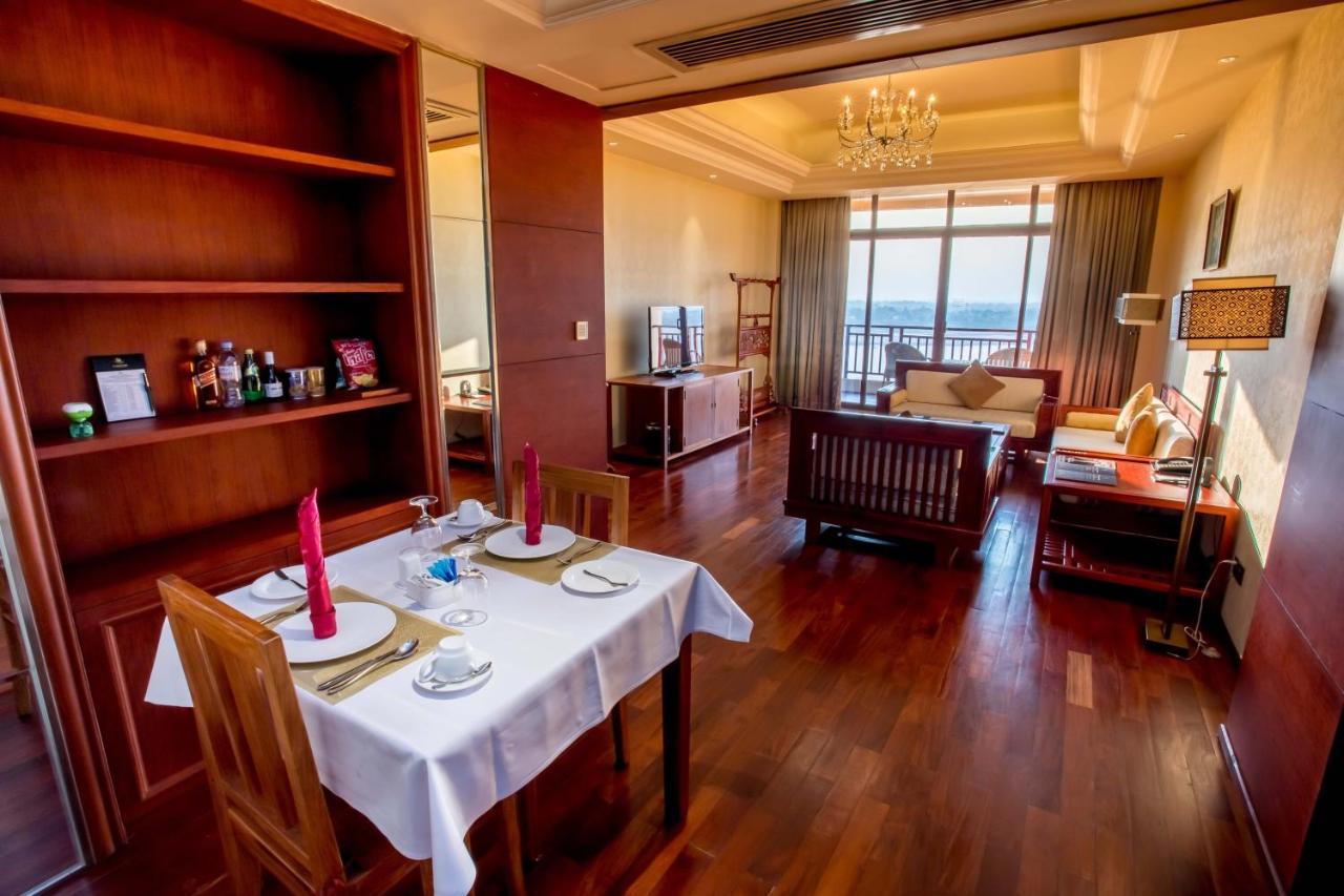 Landmark Mekong Riverside Hotel Viêng Chăn Ngoại thất bức ảnh